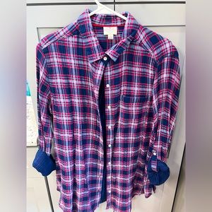 Women’s top Size large St John’s Bay